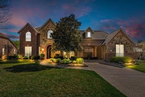 featured image of 3705 Falcon Dr