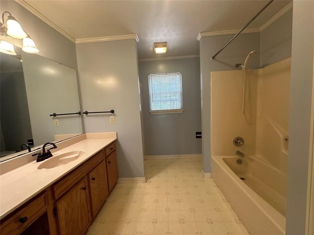 3906 Treat Dr - Photo 7 of 19