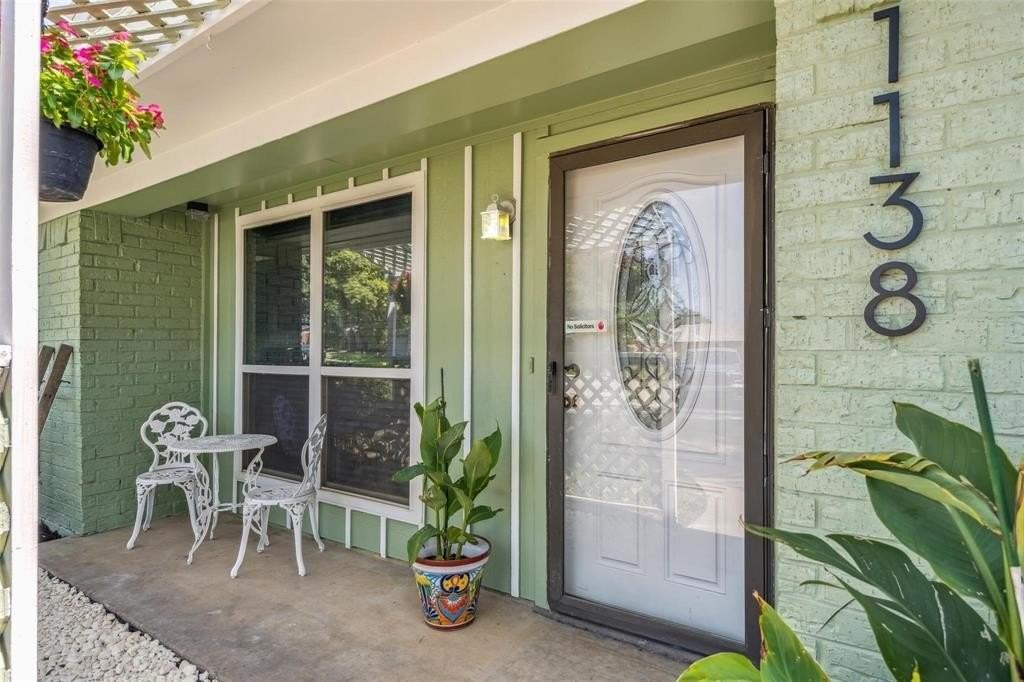 1138 Southwood Ct - Photo 7 of 24