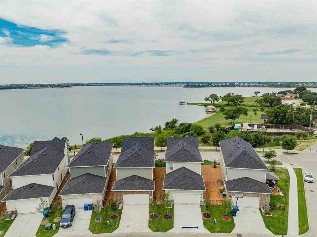 7009 Sunset Blvd - Photo 3 of 32