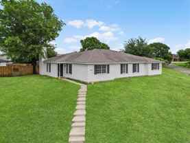 7302 Vista Cliff Dr - Photo 1 of 1