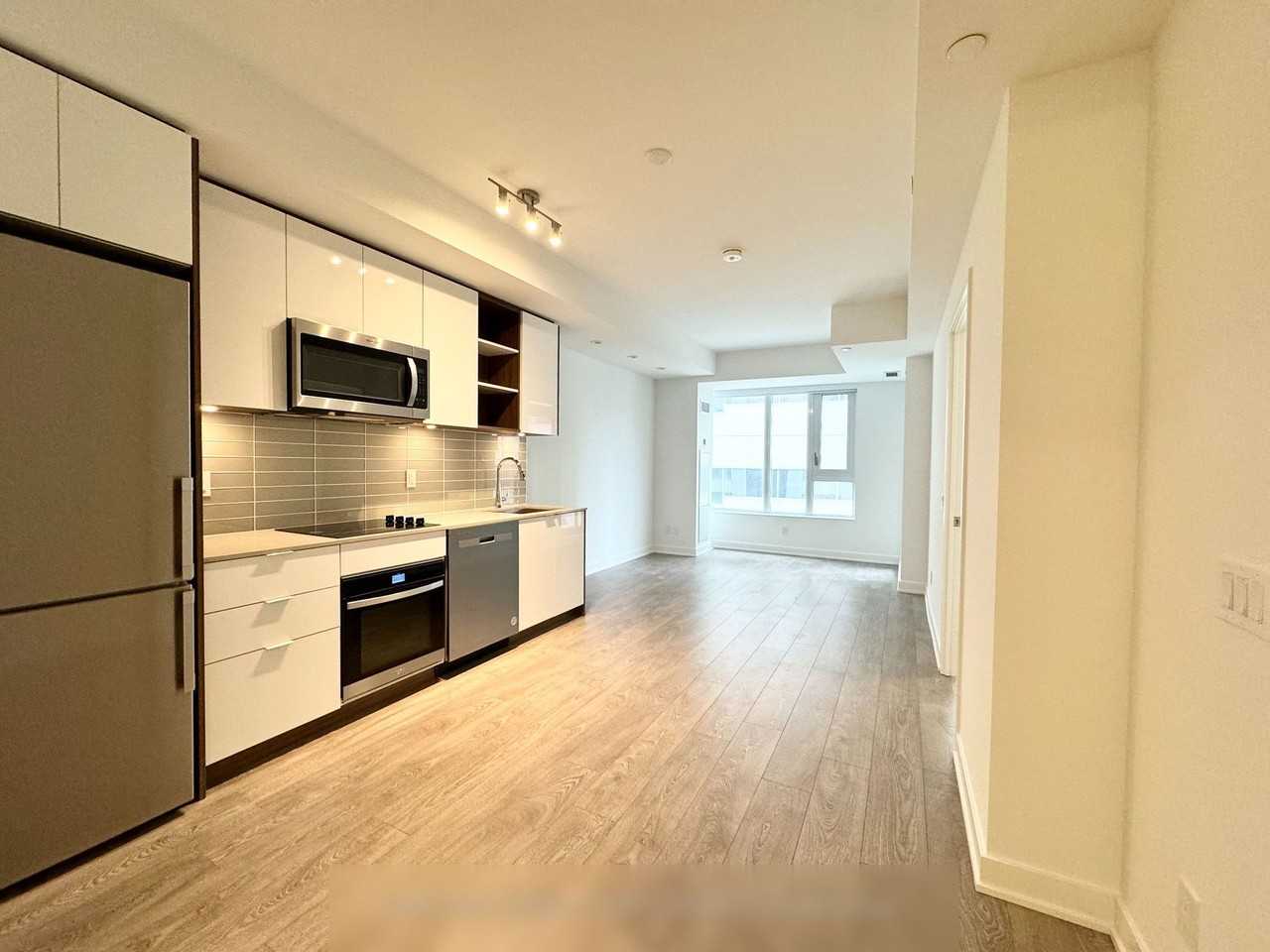 543 Residential Building #637 - Photo 2 of 8