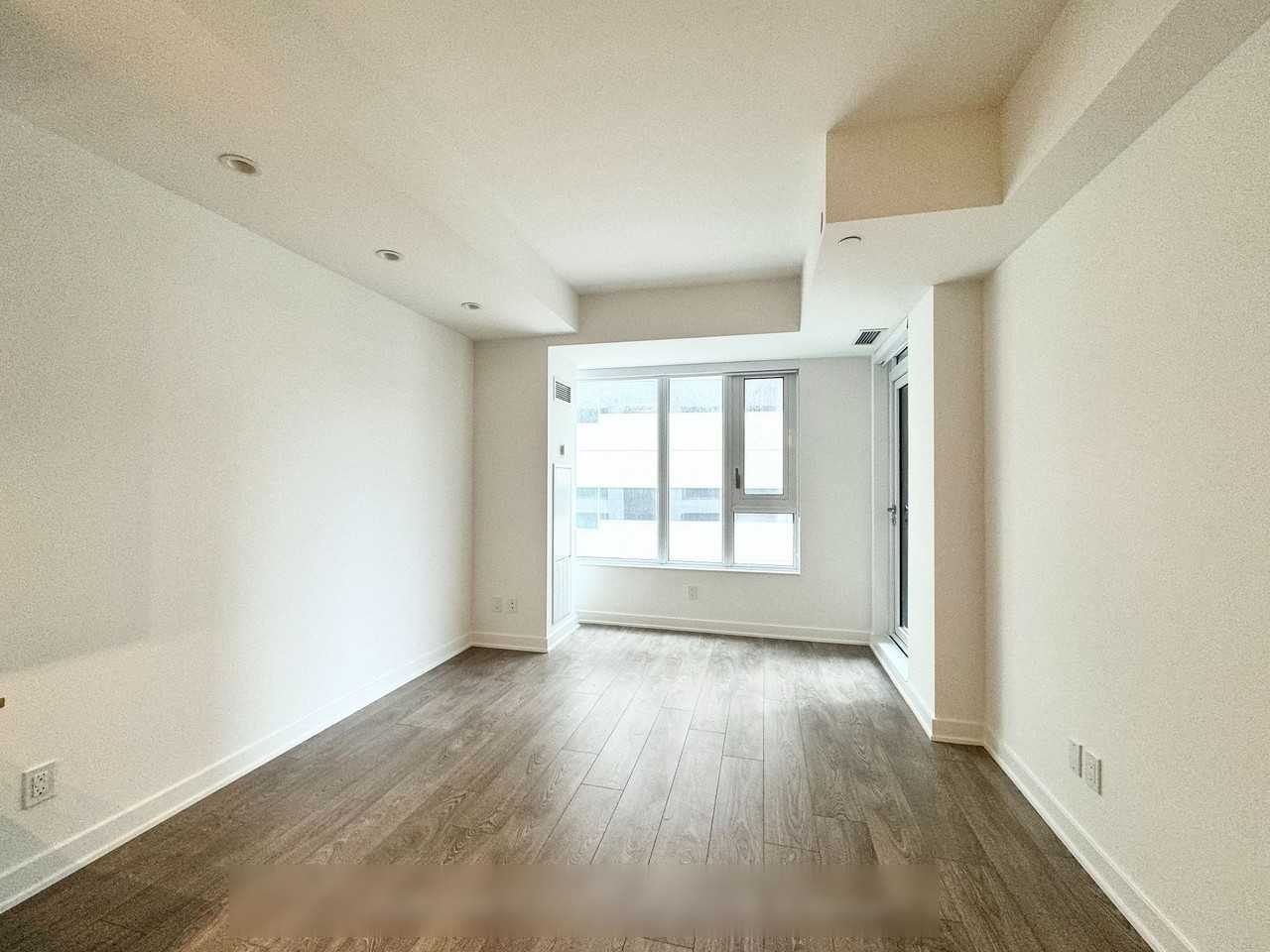 543 Residential Building #637 - Photo 3 of 8