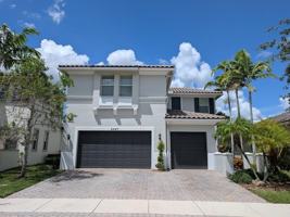 featured image of 8247 Nw 120th Way