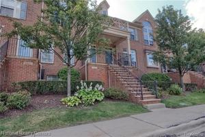 featured image of 39637 Springwater Dr