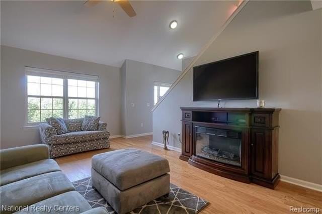 39637 Springwater Dr - Photo 5 of 24