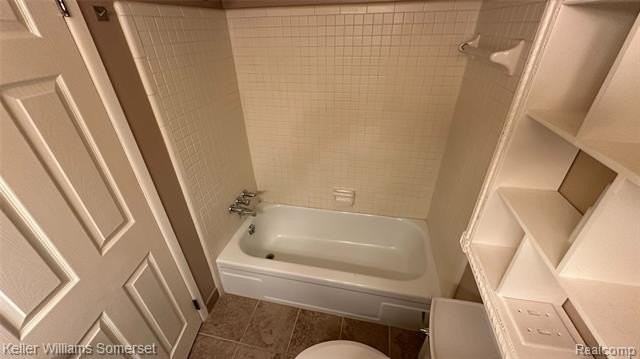 685 E Fox Hills Dr - Photo 5 of 29