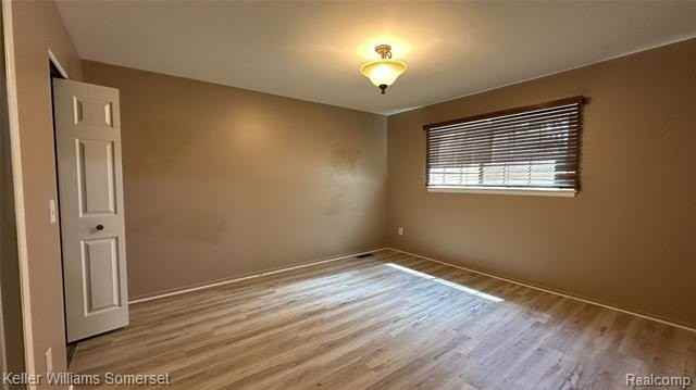 685 E Fox Hills Dr - Photo 6 of 29
