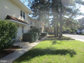 809 Logan St #1B - Photo 1 of 1