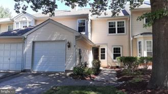7 Towpath Ct - Photo 1 of 1