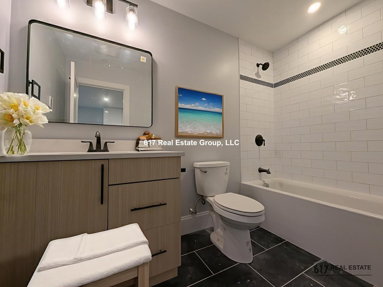 425 Market St #202 - Photo 3 of 6