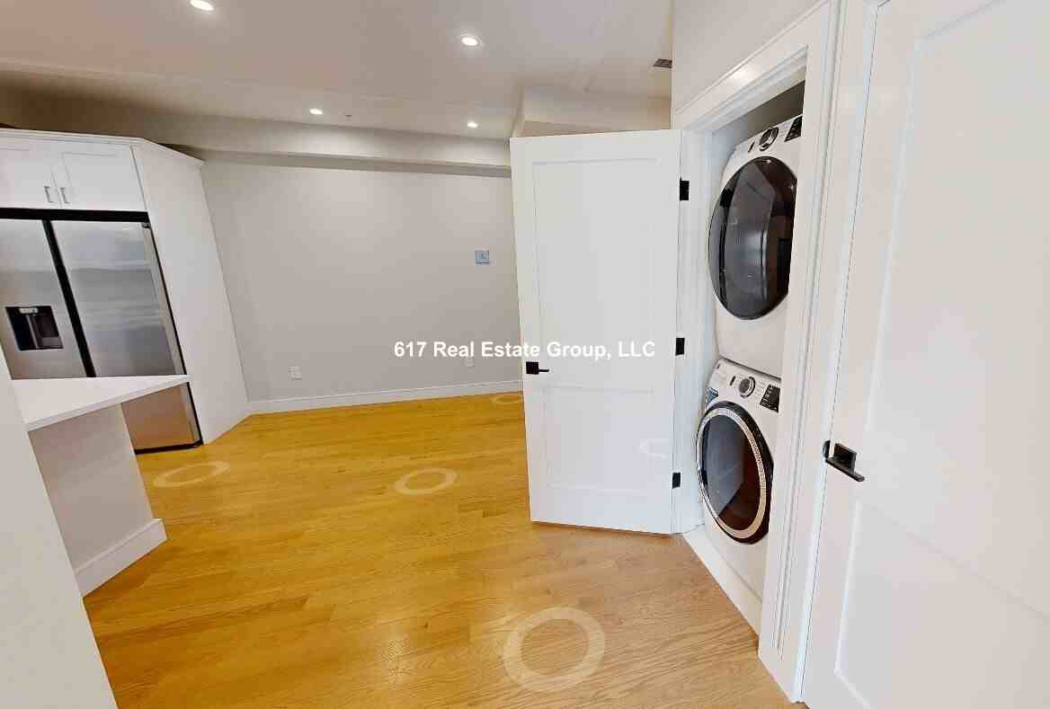 161 Allston St #4 - Photo 5 of 11