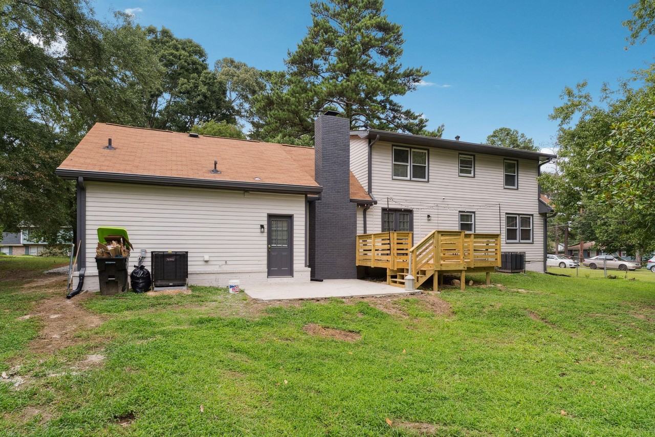 Castle Ct - Photo 7 of 23