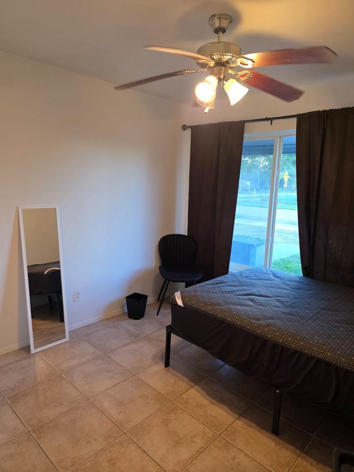 Nw 35th Ave - Photo 5 of 7