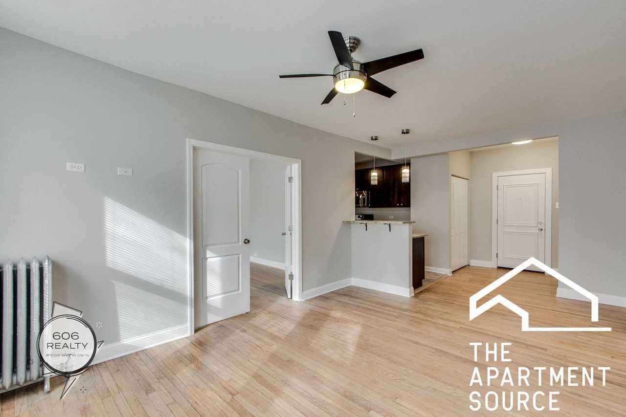 836 E 53rd St #2N - Photo 7 of 11