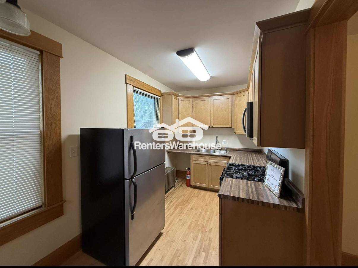 2733 Columbus Ave Lowr - Photo 2 of 12