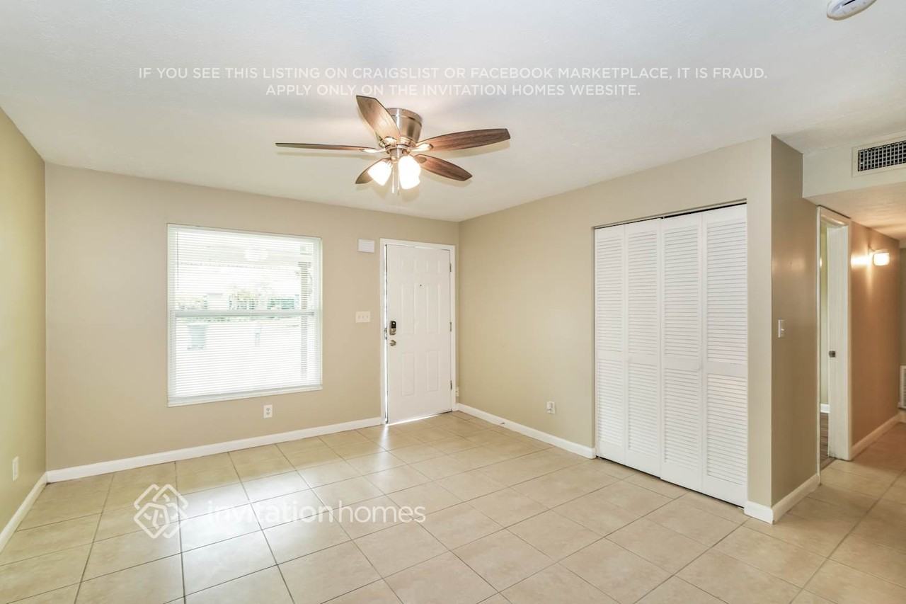 703 Leisure Ave - Photo 4 of 17