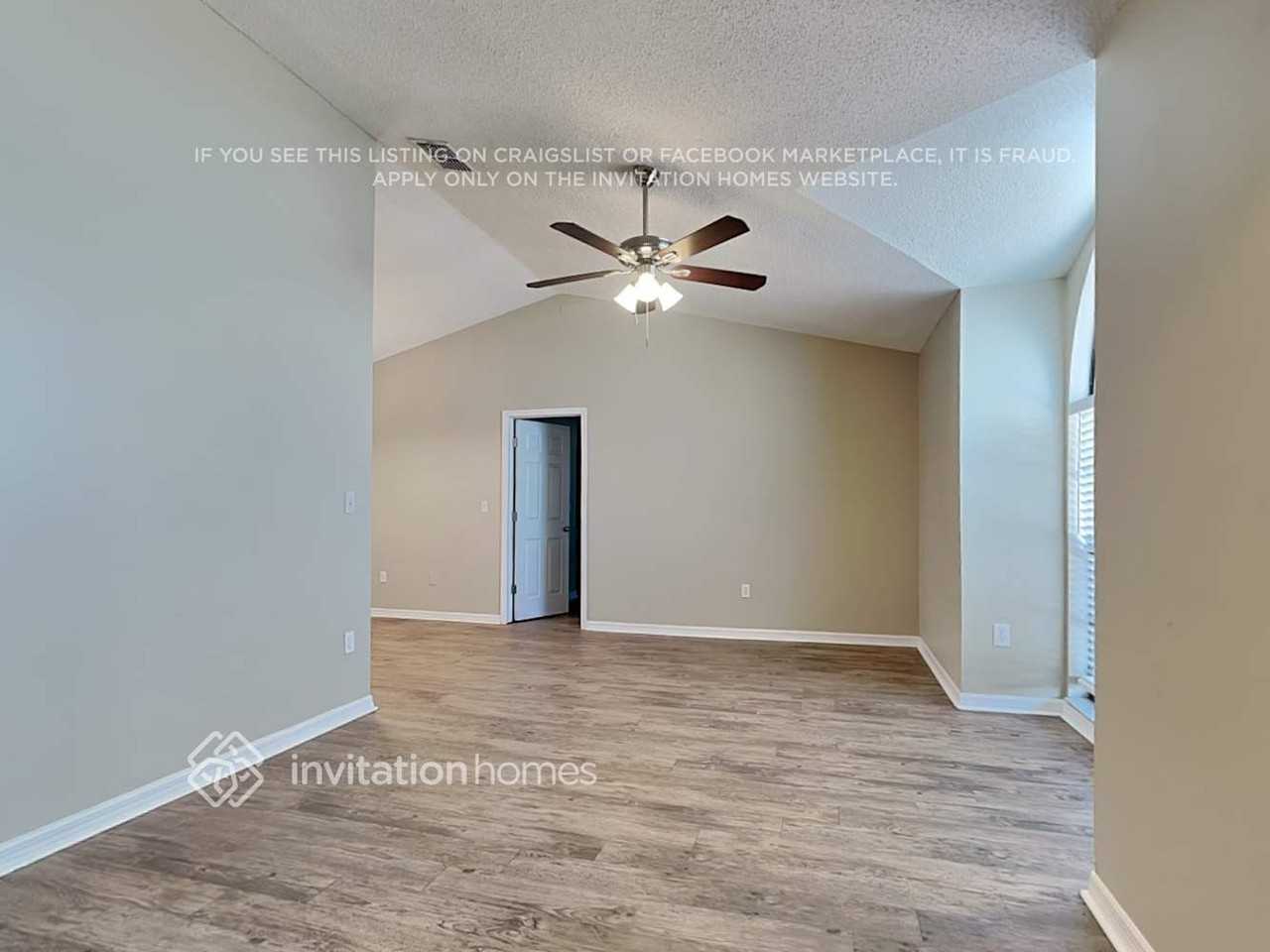 11401 Andy Dr - Photo 4 of 18