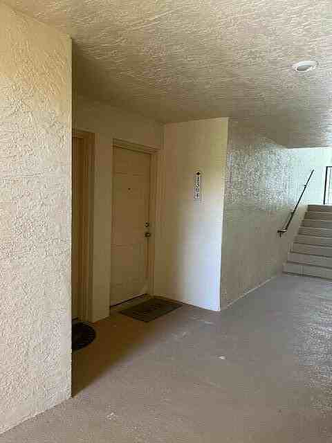 1300 Crestwood Ct S - Photo 2 of 13