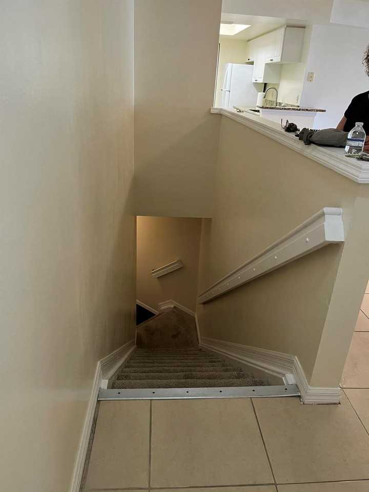 1300 Crestwood Ct S - Photo 3 of 13