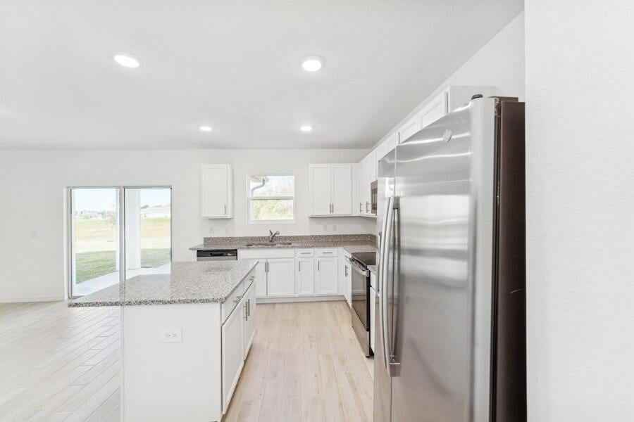 5085 Armina Pl - Photo 3 of 50