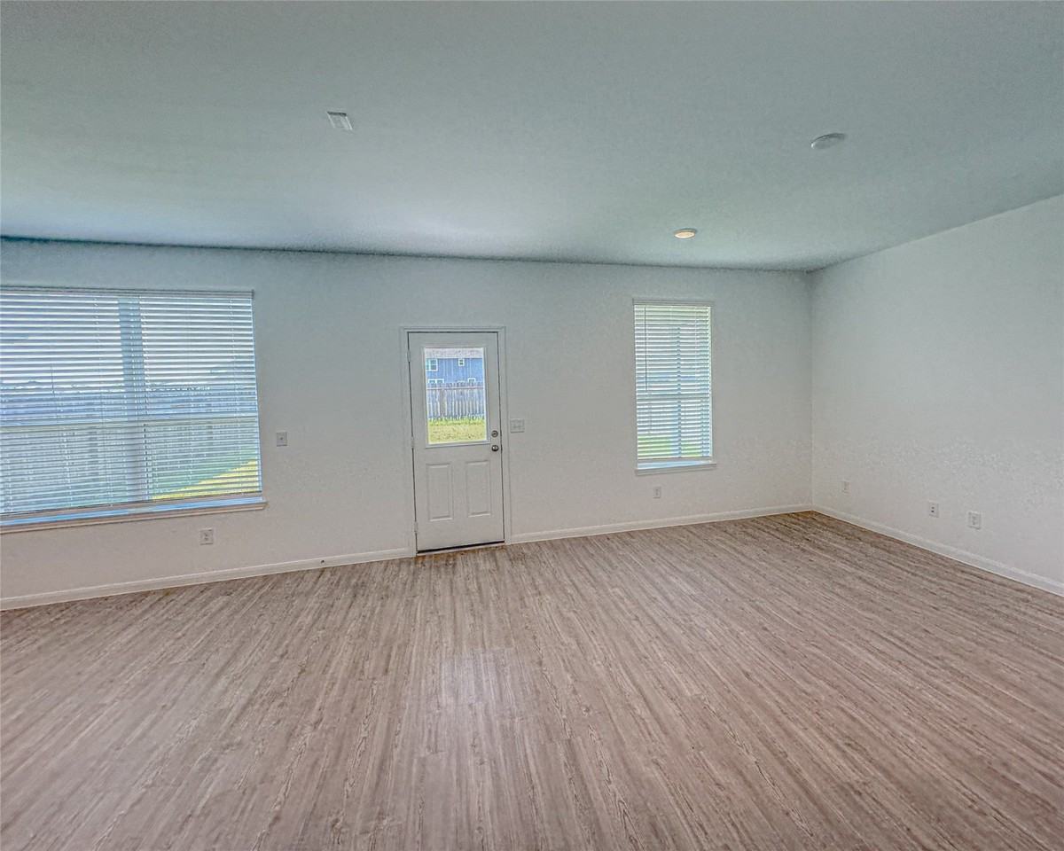 23926 Escardilla Dr - Photo 7 of 35