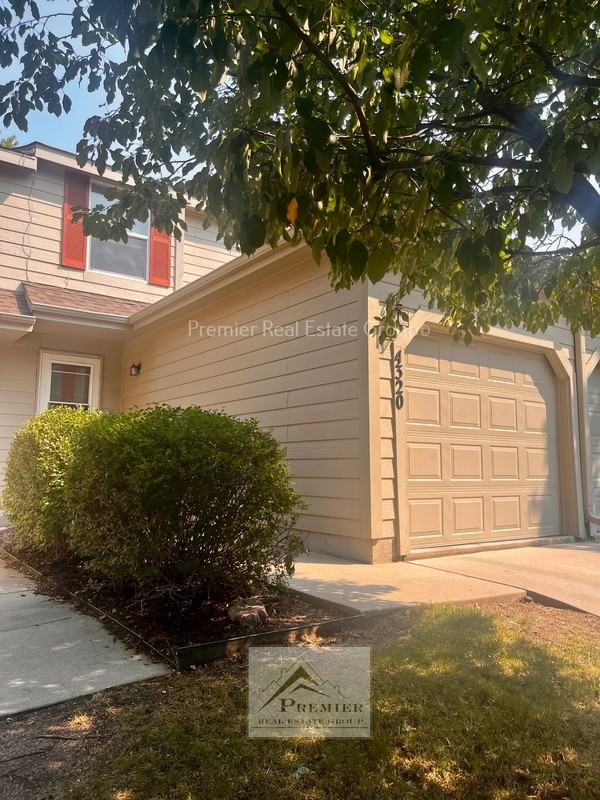 4320 Hunting Meadows Cir