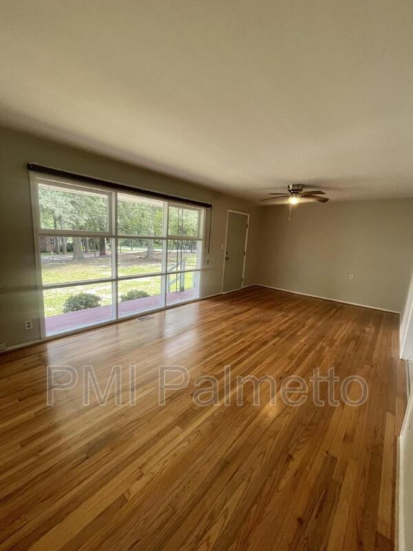 3319 Brookwood Court - Photo 3 of 19