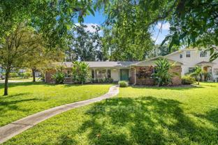 2725 N Myrtle Ave - Photo 1 of 1