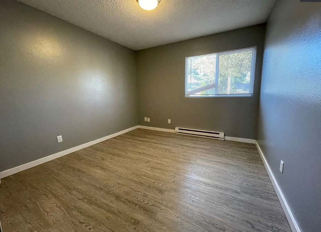 Union Green Apartments - Photo 7 of 8