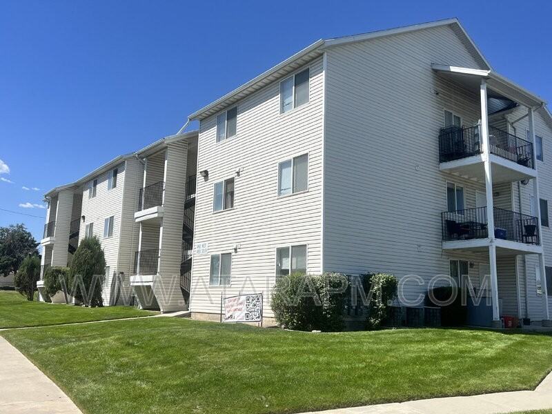 4988 Ws #22APT22 - Photo 2 of 24