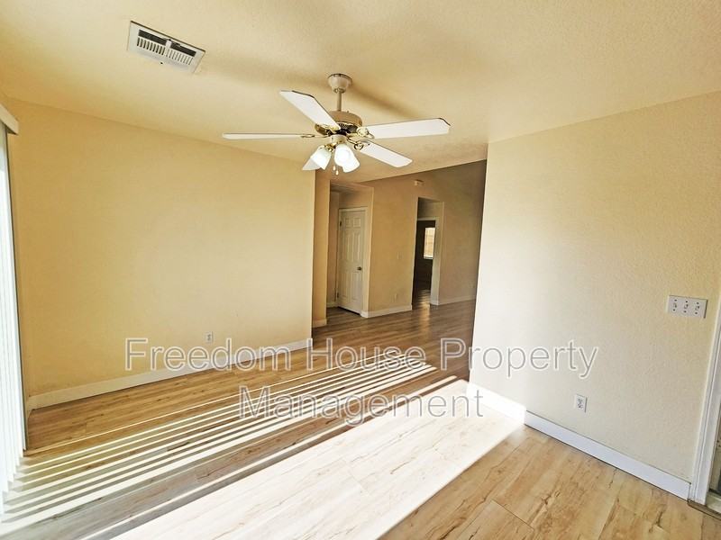 1081 Marne Ct #C - Photo 6 of 25