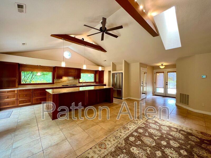 101 Firwood Ct - Photo 3 of 38
