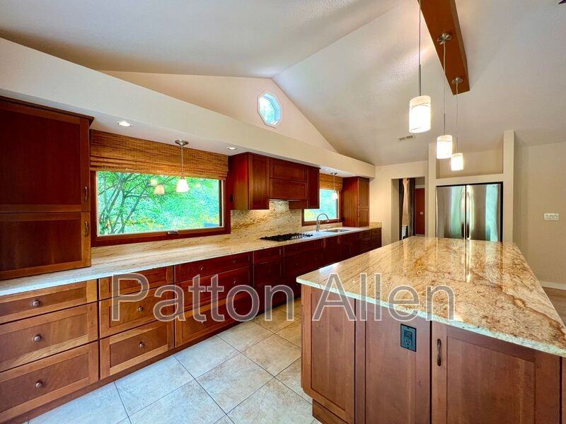 101 Firwood Ct - Photo 6 of 38