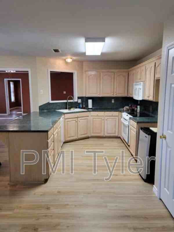 264 Peaceful Valley Trl - Photo 5 of 25