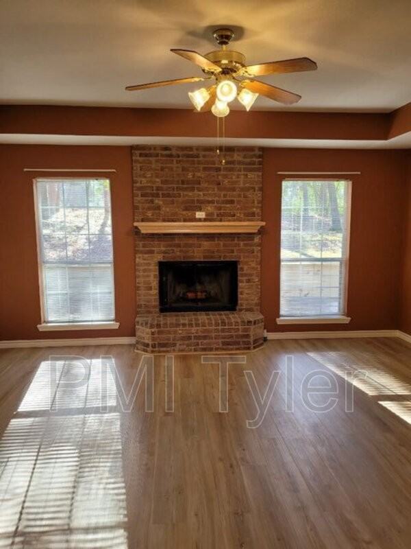 264 Peaceful Valley Trl - Photo 7 of 25