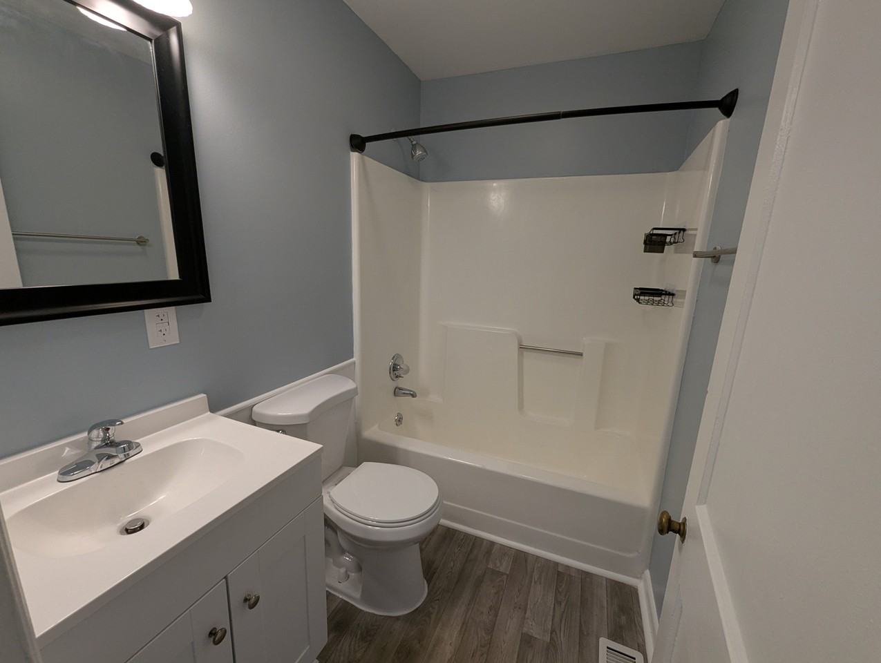 806A Cleveland Ave - Photo 3 of 10