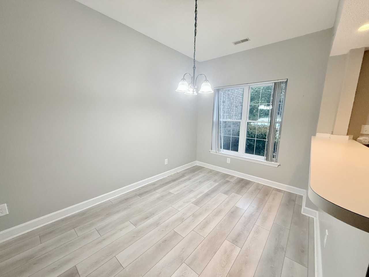 400 Willow Green Dr #A - Photo 6 of 27