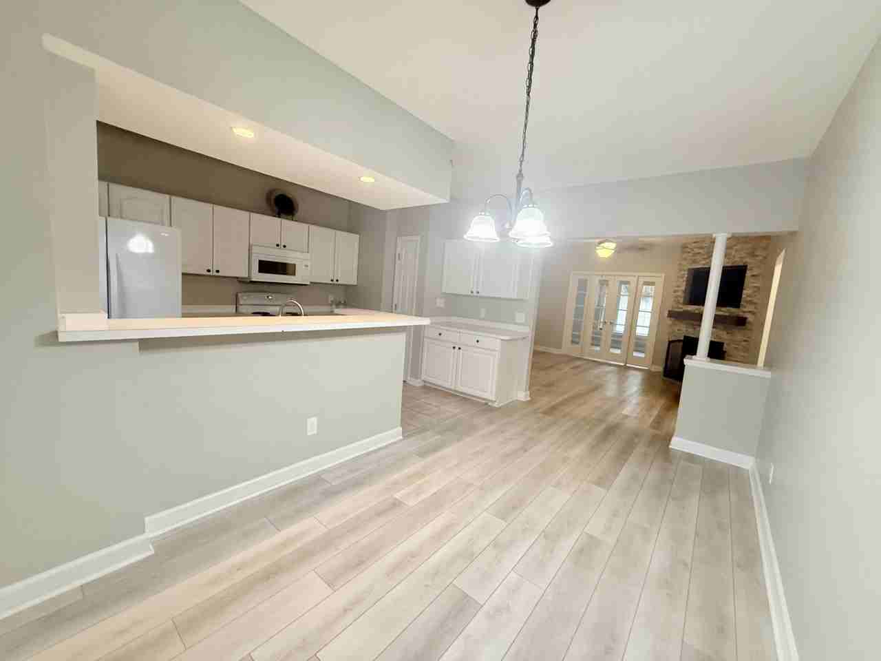400 Willow Green Dr #A - Photo 7 of 27