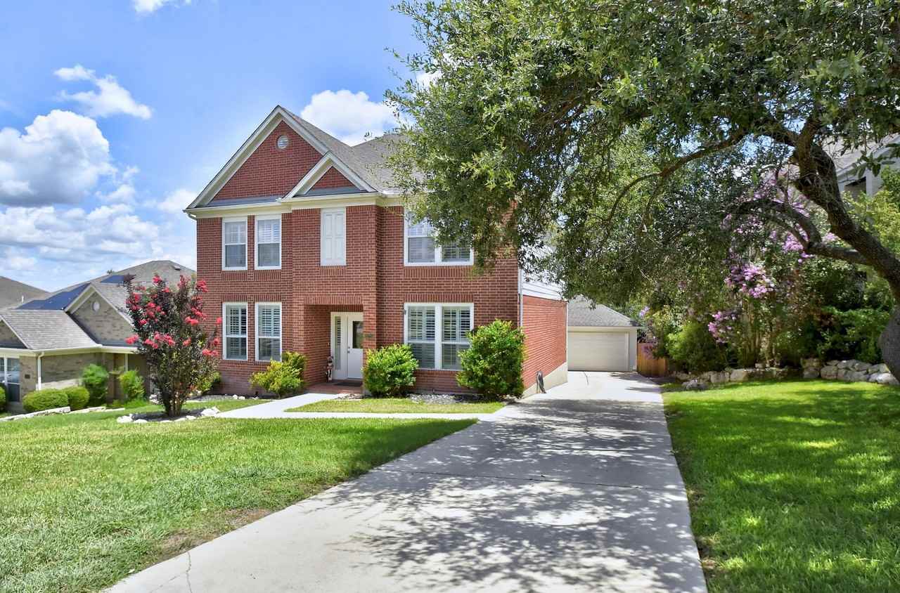 21715 Prospect Hl - Photo 2 of 31