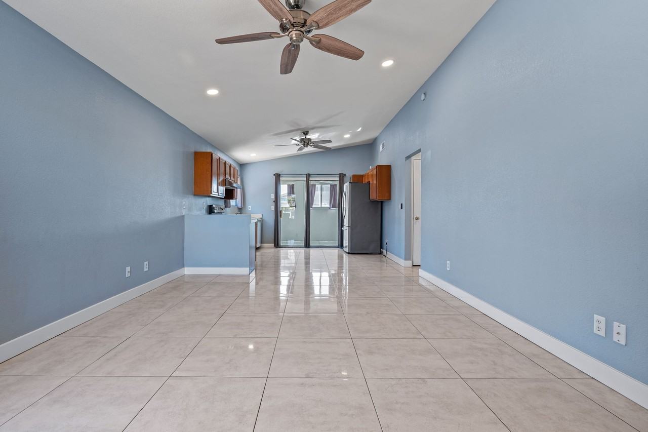 4438 North 84th Lane - Photo 2 of 31