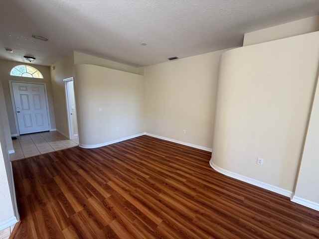 1823 Scarlett Ave - Photo 3 of 23