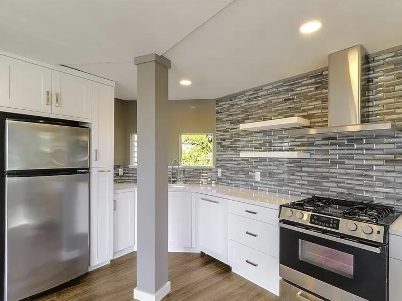 16001 Glen Una Dr - Photo 3 of 12