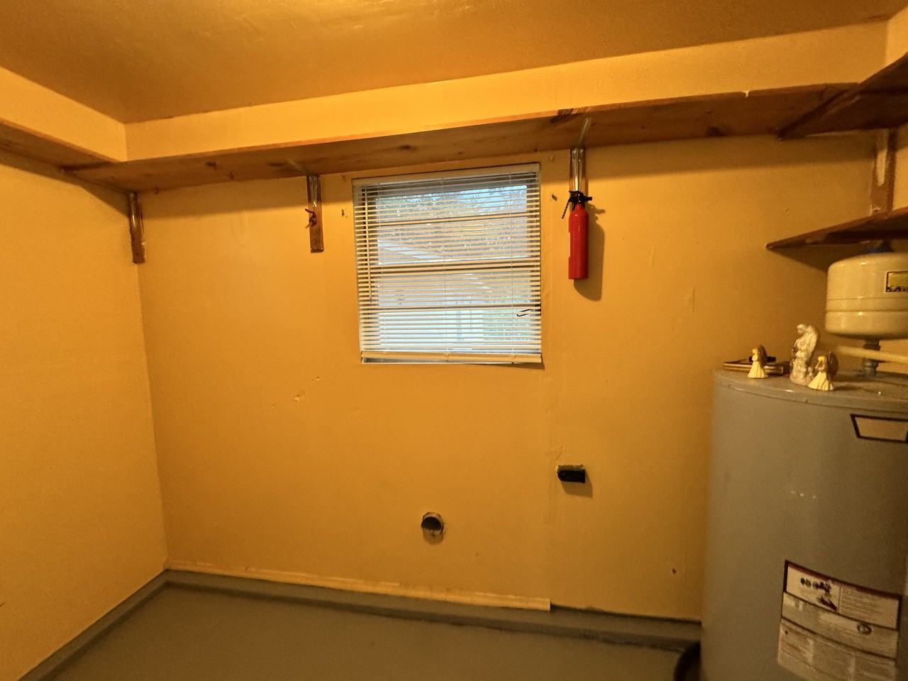 3812 Melody Cir Ne - Photo 7 of 20