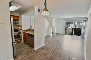 355 N Maple St - Photo 1 of 1