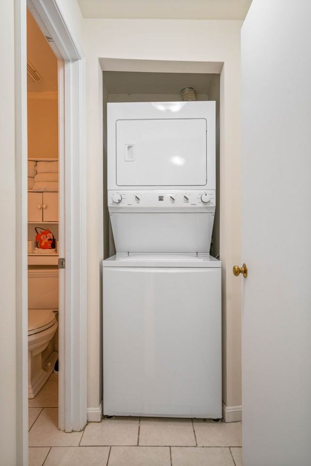 102 Chesterfield Ln #102 - Photo 3 of 33