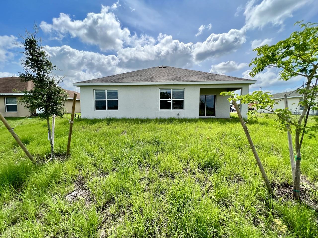 2518 Ne 6th Pl #NA - Photo 4 of 29