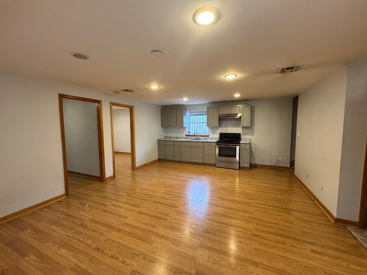 119-121 Mount Pleasant Avenue - Photo 2 of 8