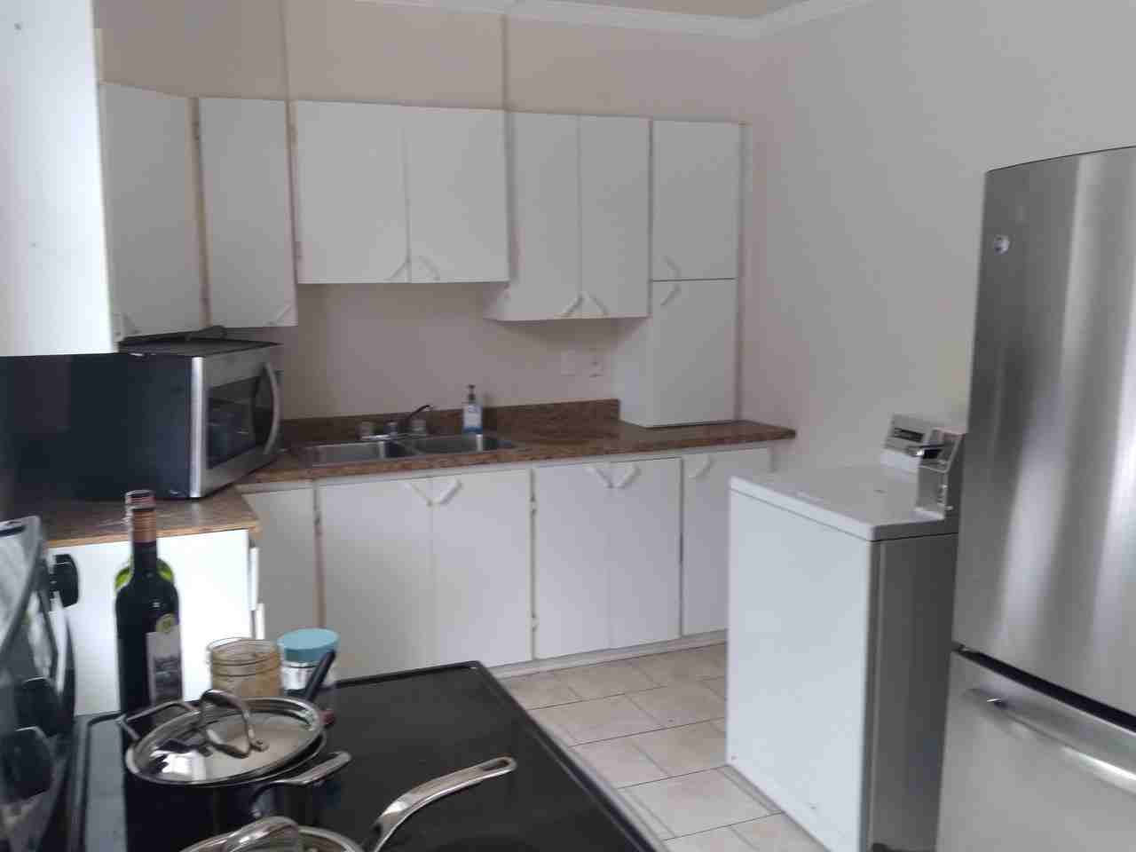 Rue Mance & Boulevard Sacré-Coeur #2 - Photo 2 of 4