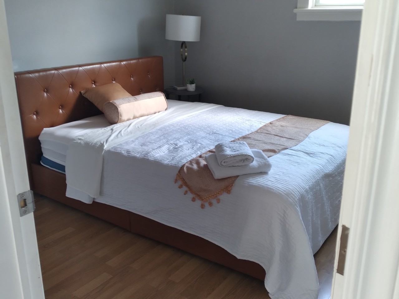 Rue Mance & Boulevard Sacré-Coeur #2 - Photo 3 of 4